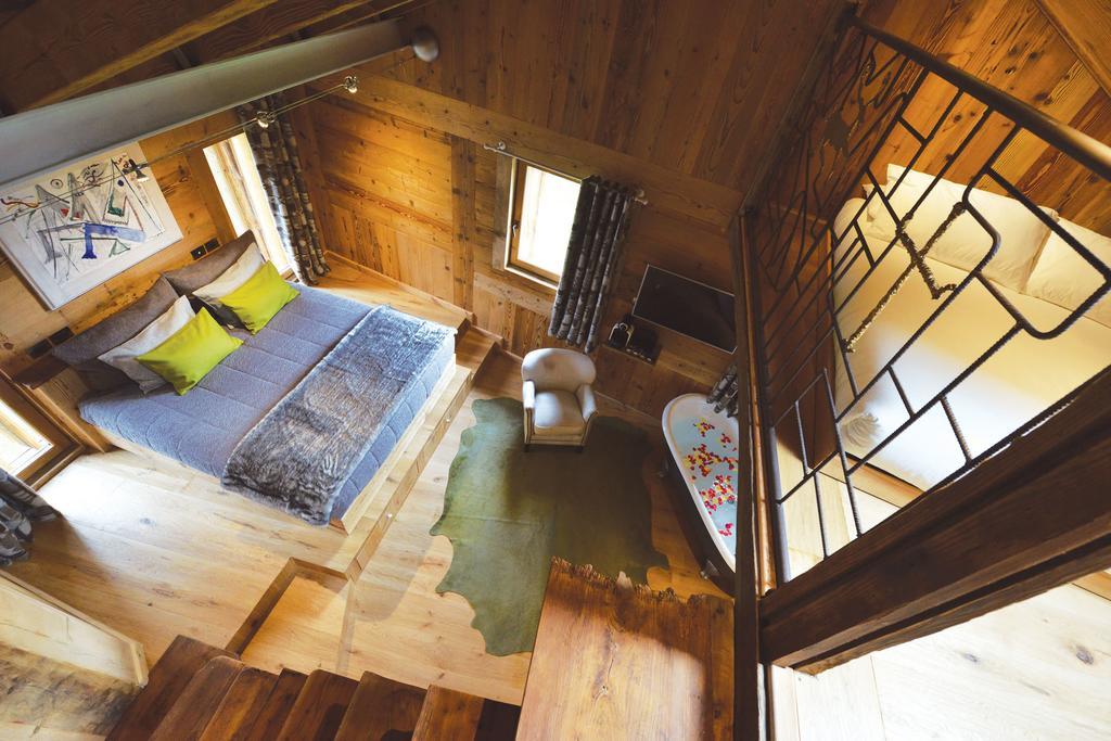 La Maison De Dolphe Chalet De Charme & Art Gallery Брусон Стая снимка
